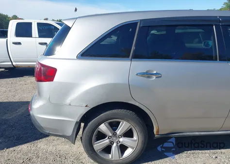 2013 Acura Mdx z USA, uszkodzony, nr VIN 2HNYD2H28DH501464